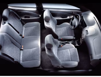 Interior Toyota Corolla 3-door (E110) '1999–2001