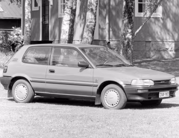 Toyota Corolla Compact 3-door [EU-spec] (E90) '1987–92