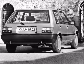 Toyota Corolla Compact 5-door [EU-spec] (E80) '1983–87