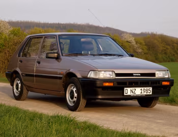 Toyota Corolla Compact 5-door [EU-spec] (E80) '1983–87