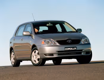 Toyota Corolla Conquest 5-door [Australia] '2001–04