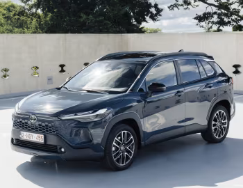Toyota Corolla Cross HEV [EU-spec] '2025–pr.