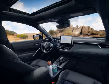 Interior 2026 Toyota Corolla Cross Hybrid XSE AWD [North America] '2025–pr.