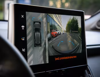Interior Toyota Corolla Cross HEV [EU-spec] '2024–25