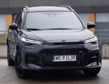 Toyota Corolla Cross HEV GR Sport [EU-spec] '2025–pr.