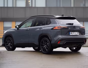 Toyota Corolla Cross HEV GR Sport [EU-spec] '2025–pr.