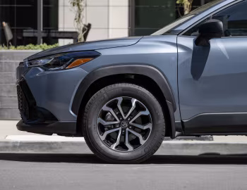 2023–25 Toyota Corolla Cross Hybrid S [North America] '2023–25