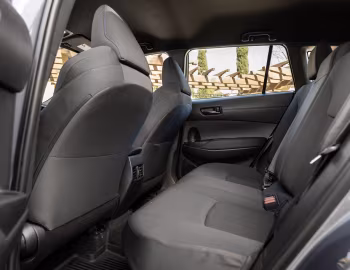 Intérieur 2023–25 Toyota Corolla Cross Hybrid S [North America] '2023–25