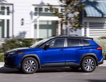 2023–25 Toyota Corolla Cross Hybrid SE [North America] '2023–25