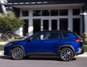 2023–25 Toyota Corolla Cross Hybrid SE [North America] '2023–25