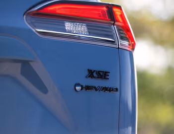 2026 Toyota Corolla Cross Hybrid XSE AWD [North America] '2025–pr.