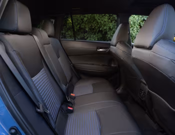 Intérieur 2026 Toyota Corolla Cross Hybrid XSE AWD [North America] '2025–pr.
