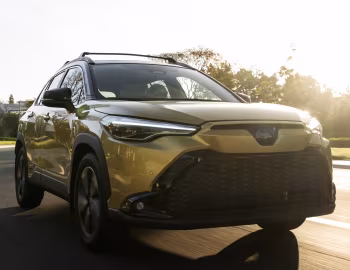 2023–25 Toyota Corolla Cross Hybrid XSE [North America] '2023–25