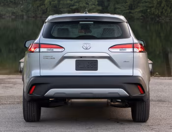 2022–25 Toyota Corolla Cross L [North America] '2021–25