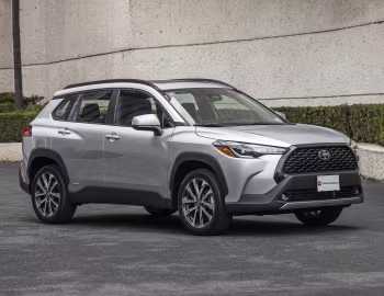 Toyota Corolla Cross LE HEV [Mexico] '2023–pr.