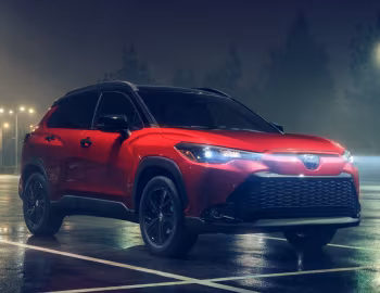 2024–25 Toyota Corolla Cross Hybrid SE "Nightshade" [North America] '2023–25