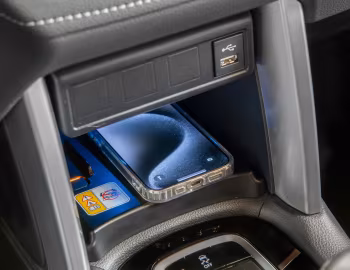 Interior Toyota Corolla Cross XRE [Latam] '2024–pr.