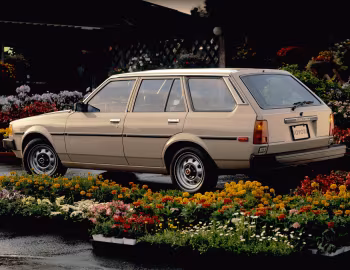 1982–83 Toyota Corolla Deluxe 5-door Wagon [North America] (TE72L/AE71L) '1981–83