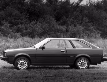 1982–83 Toyota Corolla Deluxe Liftback [North America] (TE72L/AE71L) '1981–83