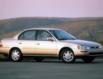 1996–97 Toyota Corolla DX 4-door Sedan [North America] (AE102) '1995–97