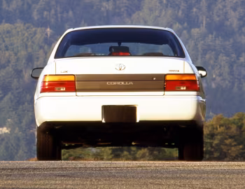 1993–95 Toyota Corolla DX 4-door Sedan [North America] (AE102) '1992–95