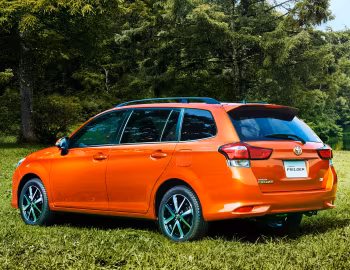 Toyota Corolla Fielder '10.2017–10.2025