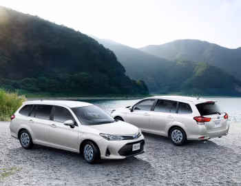 Toyota Corolla Fielder Hybrid G '10.2017–10.2025