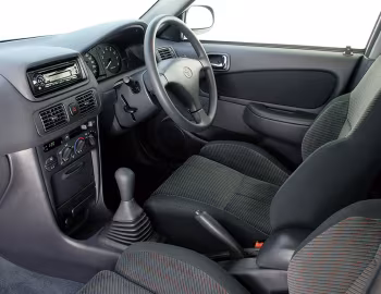 Interior Toyota Corolla GL Sedan [South Africa] '1997–2002