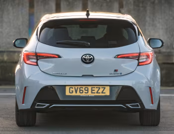 Toyota Corolla Hybrid GR Sport [UK-spec] '2019–22