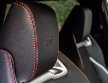 Interior Toyota Corolla HEV GR Sport Touring Sports [EU-spec] '2024–pr.