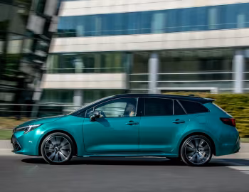 Toyota Corolla HEV GR Sport Touring Sports [EU-spec] '2024–pr.