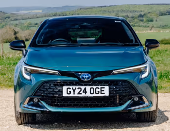 Toyota Corolla HEV Hatchback [UK-spec] '2024–pr.