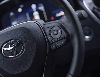 Interior Toyota Corolla HEV Touring Sports [EU-spec] '2024–pr.