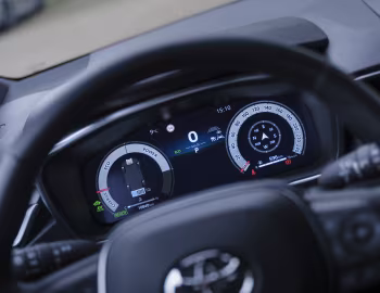 Torpedo Toyota Corolla HEV Touring Sports [EU-spec] '2024–pr.