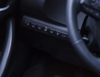 Interior Toyota Corolla HEV Touring Sports [EU-spec] '2024–pr.
