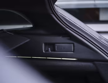Interior Toyota Corolla HEV Touring Sports [EU-spec] '2024–pr.