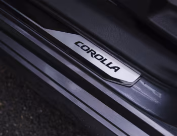 Interior Toyota Corolla HEV Touring Sports [EU-spec] '2024–pr.