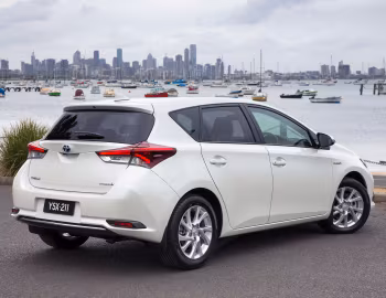 Toyota Corolla Hybrid [Australia] '2016–18