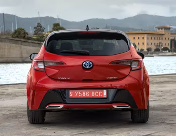 Toyota Corolla Hybrid [Worldwide] '2019–22