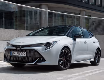 Toyota Corolla Hybrid GR Sport [Worldwide] '2019–22