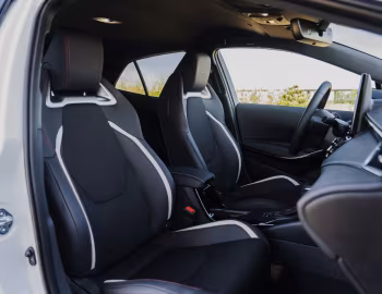 Intérieur Toyota Corolla Hybrid GR Sport Hatchback [EU-spec] '2023–pr.