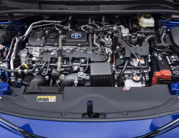Bajo el capó Toyota Corolla Hybrid Hatchback [EU-spec] '2023–pr.
