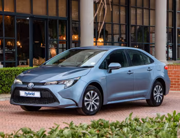 Toyota Corolla Hybrid Sedan [South Africa] '2021–22