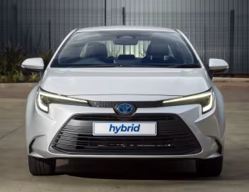 Toyota Corolla Hybrid Xr Sedan [South Africa] '2022–pr.