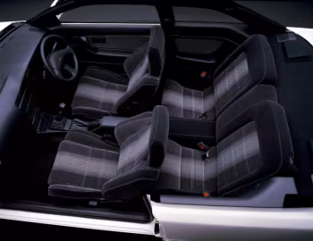 Interior Toyota Corolla Levin 1600 GT APEX [Japan] (E-AE92) '05.1987–04.1989