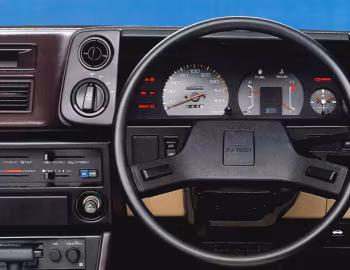 Panel frontal Toyota Corolla Levin GL 2-door (AE85) '05.1983–04.1985