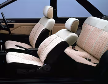 Interior Toyota Corolla Levin Lime 2-door (AE85) '05.1983–04.1985