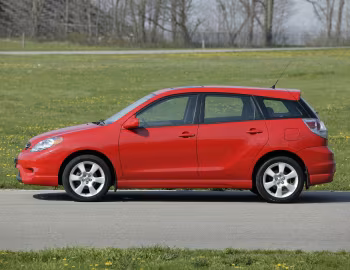 2005–06 Toyota Corolla Matrix XRS [North America] (E130) '2004–06