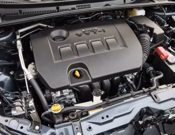 Bajo el capó 2017–19 Toyota Corolla SE [North America] '2016–19