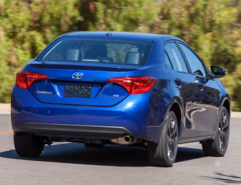 2017–19 Toyota Corolla SE [North America] '2016–19